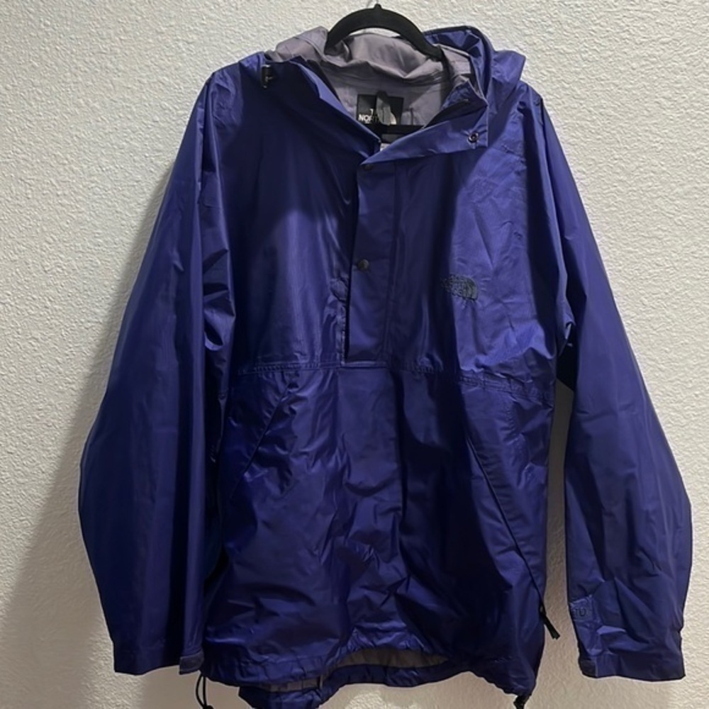 THE NORTH FACE :: TOP
